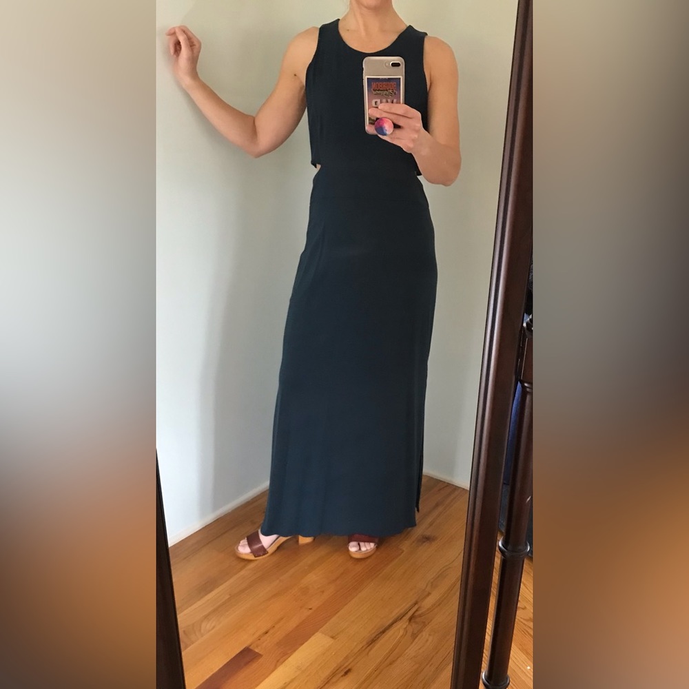 Athleta Green Jersey Maxi Dress With Cutouts and Side Slit Size Large Never Worn